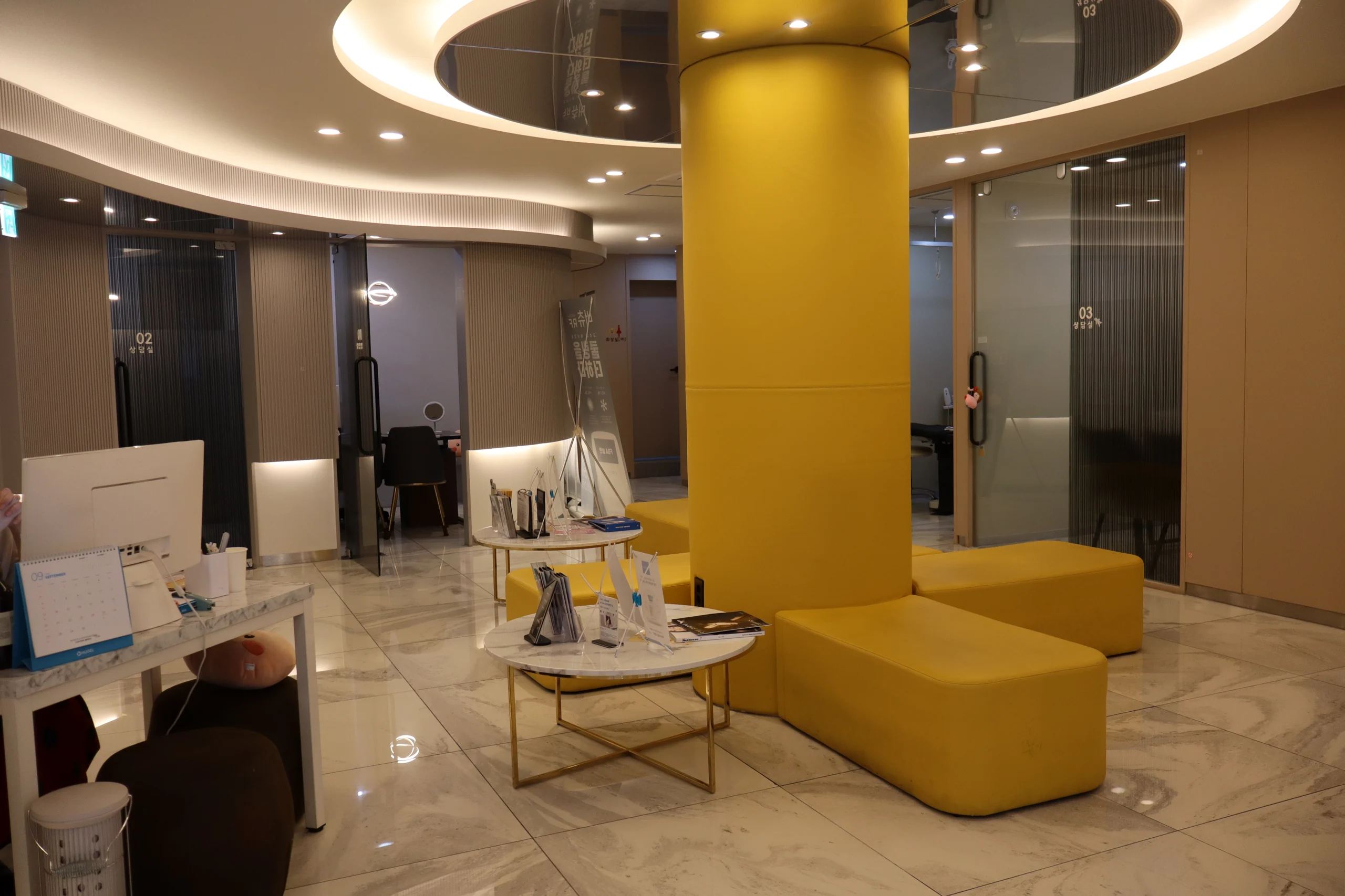 Barog Clinic — marble lobby, Seomyeon Busan